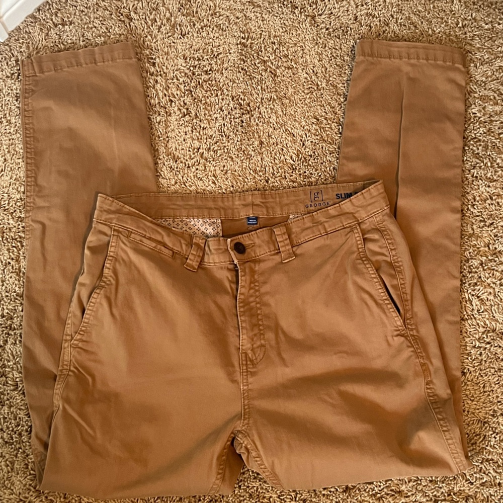 Mens straight legs pants size 33x30.